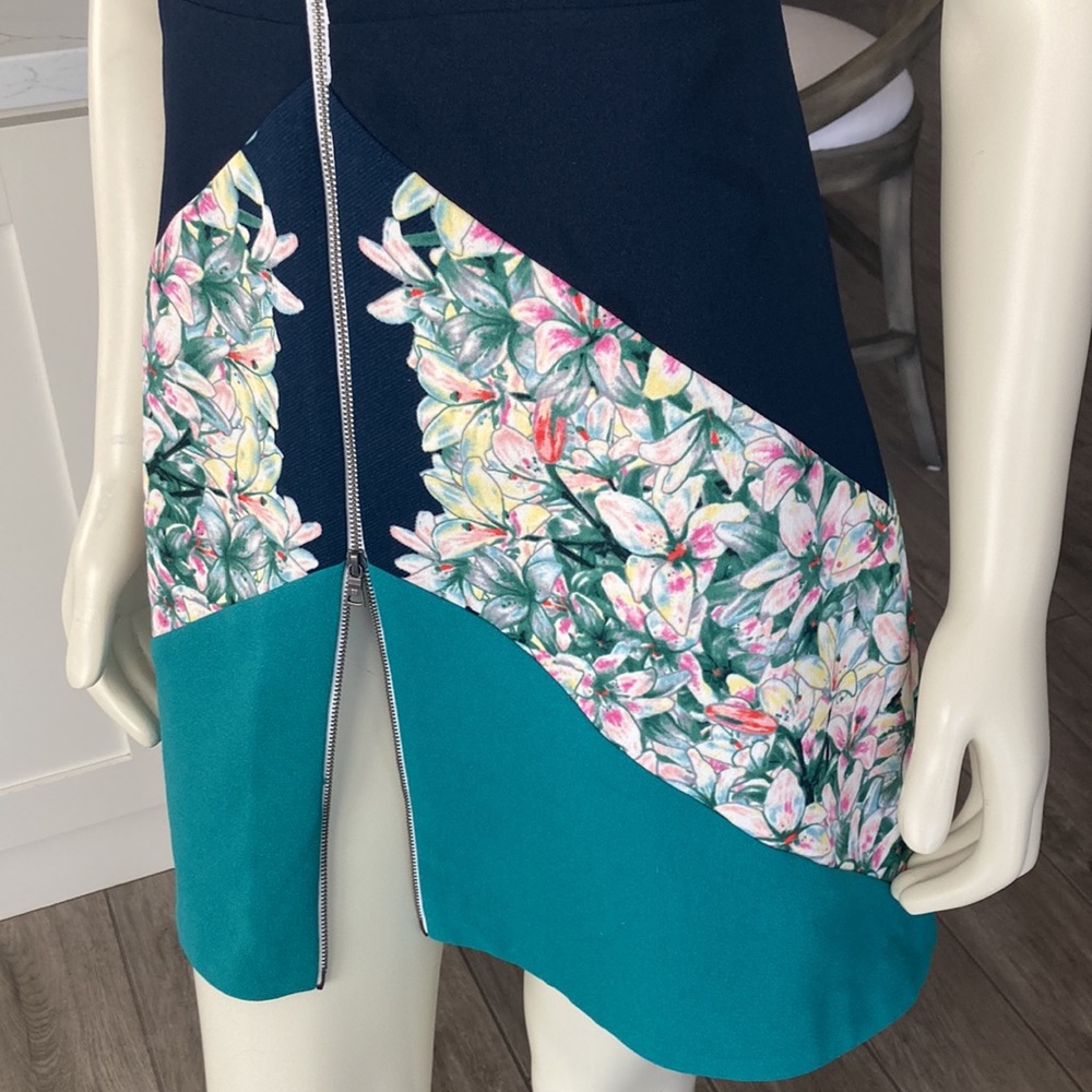 Super cute, summer dress. - Picture 4 of 16